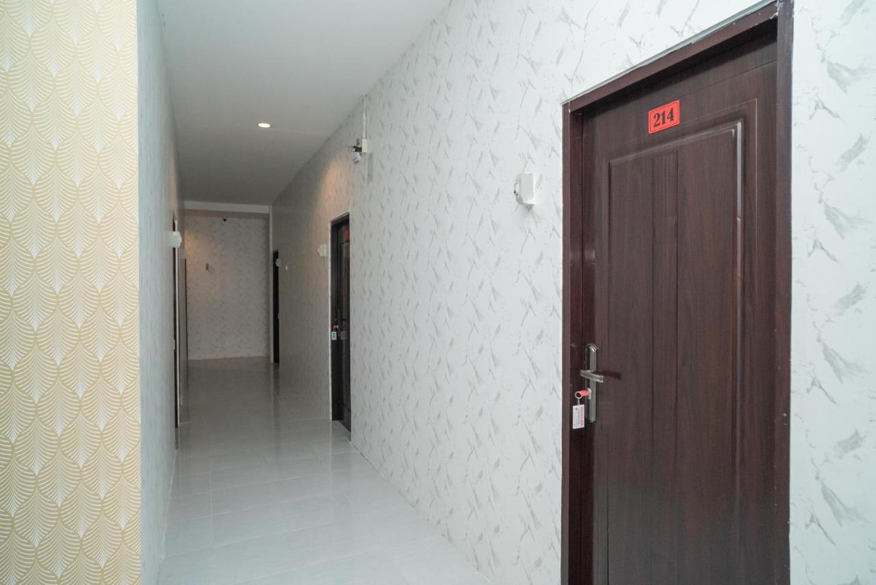 Reddoorz Near Sarinah Джакарта Екстер'єр фото